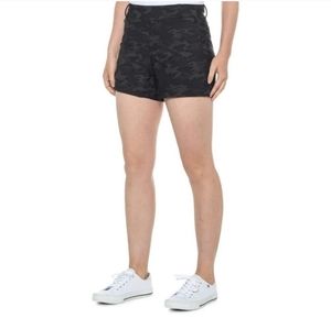 Spanx Sunshine Shorts 4” Black Camo. New Size Medium.